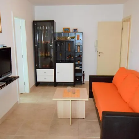 Apartments Ravlic Punat Exterior photo